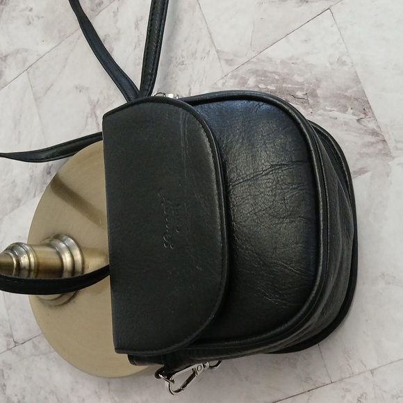 Mini crossbody purse. Black Leather from Lueent Canada - Picture 3 of 8